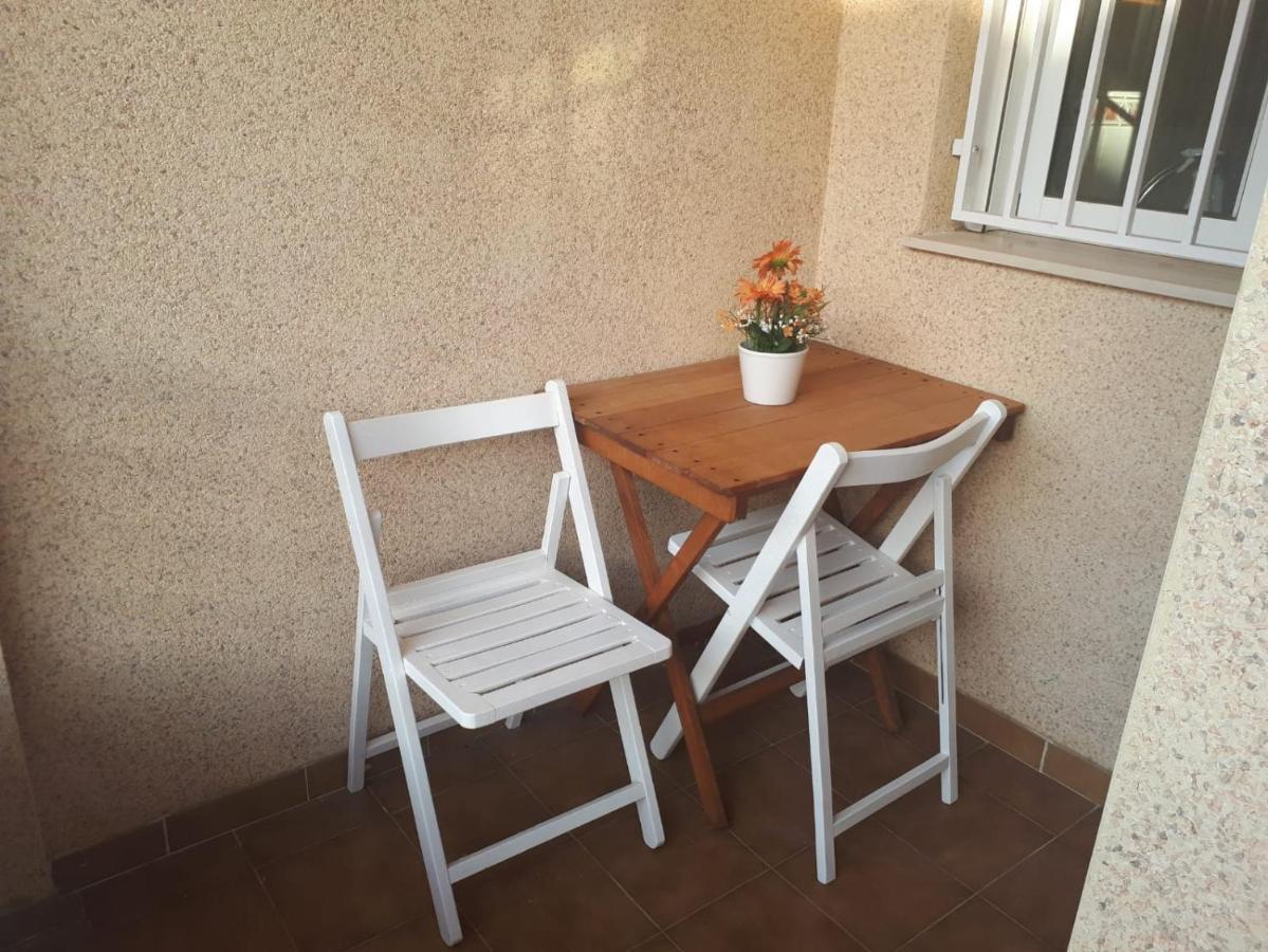 לוס מונטסינוס Apartamento 9 De Octubre מראה חיצוני תמונה