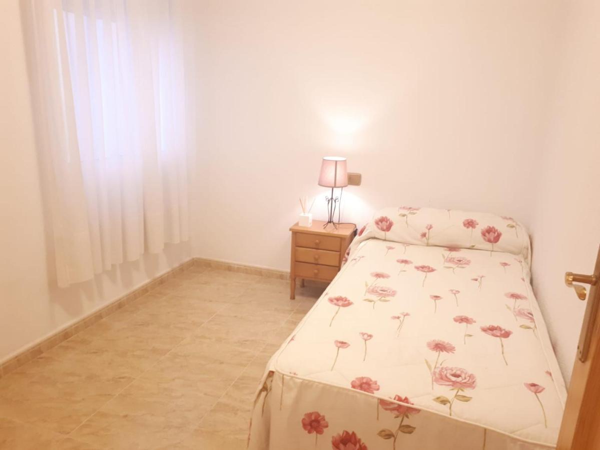 לוס מונטסינוס Apartamento 9 De Octubre מראה חיצוני תמונה