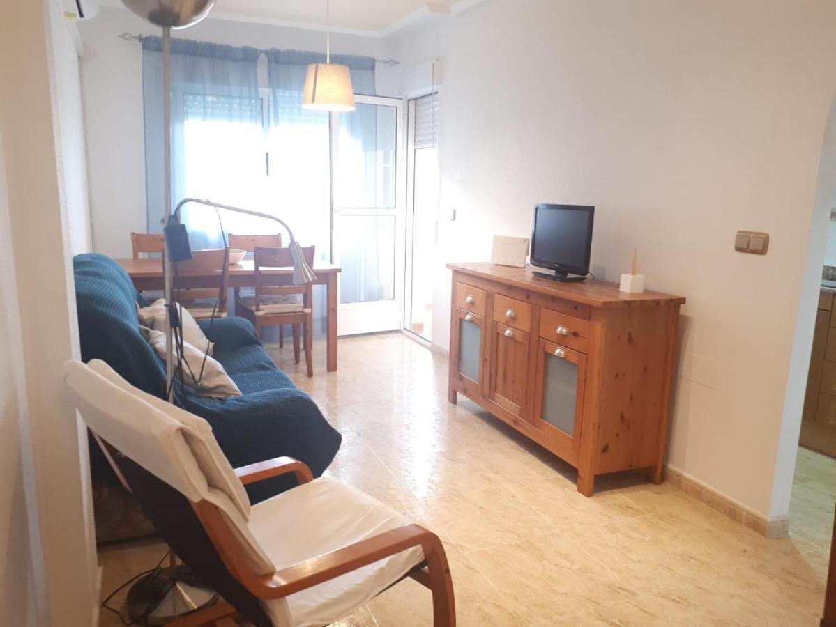 לוס מונטסינוס Apartamento 9 De Octubre מראה חיצוני תמונה