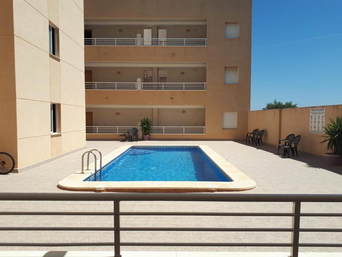 לוס מונטסינוס Apartamento 9 De Octubre מראה חיצוני תמונה