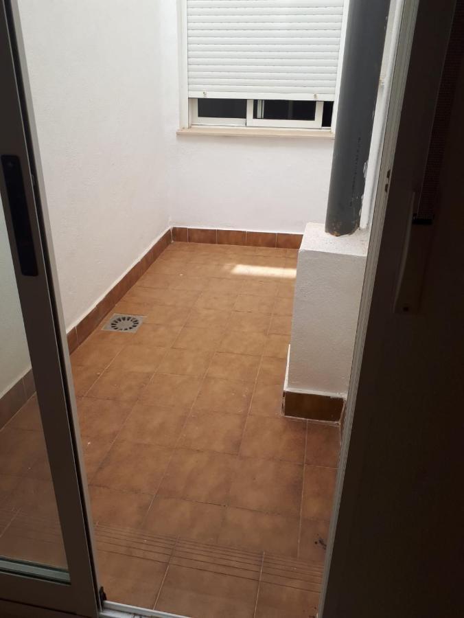 לוס מונטסינוס Apartamento 9 De Octubre מראה חיצוני תמונה